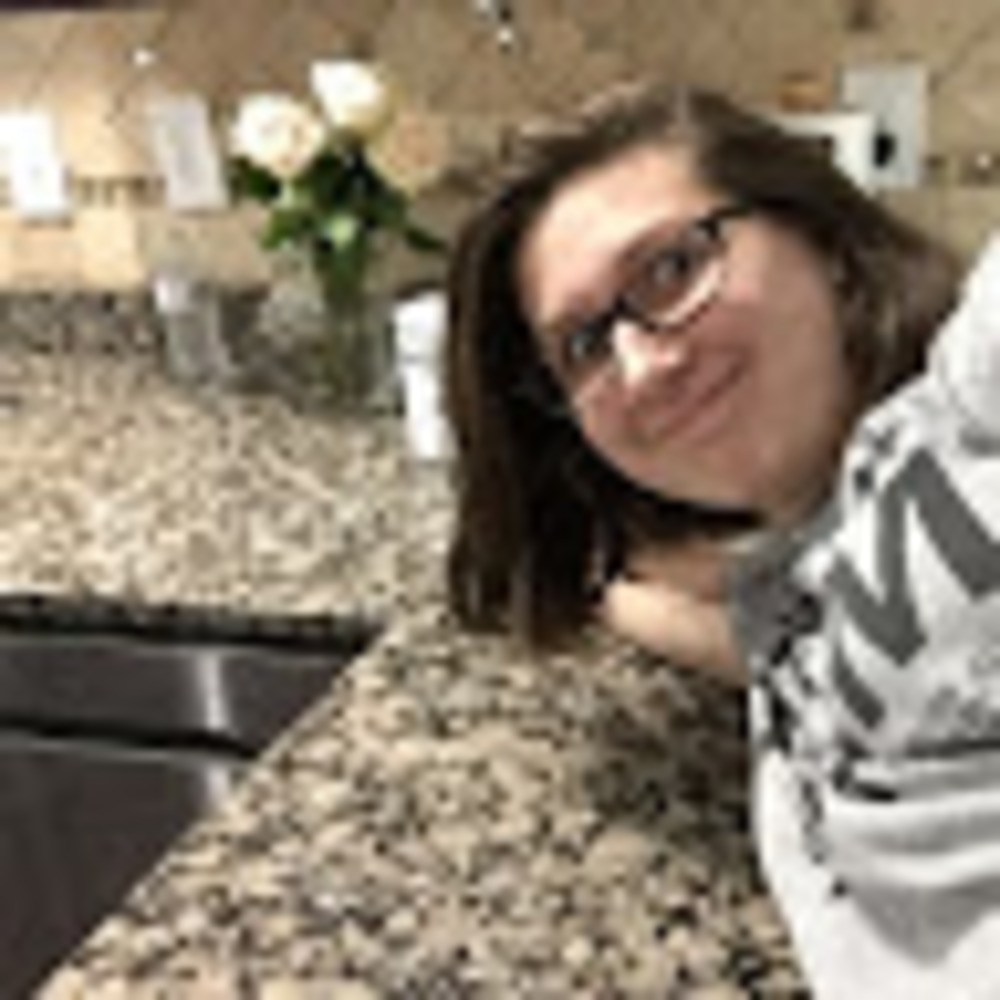 Meet your Posher, Kenzie